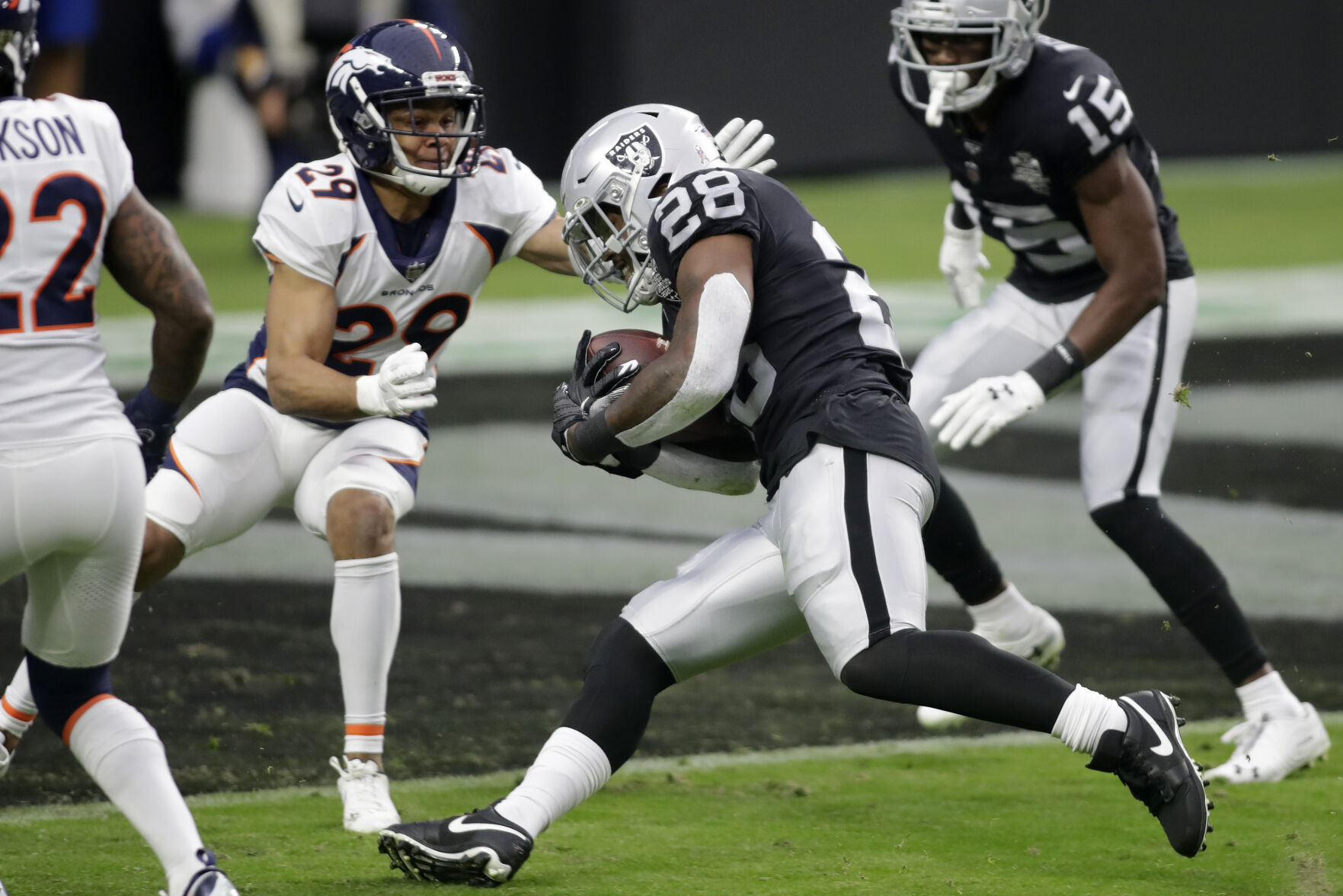 Broncos Raiders Football